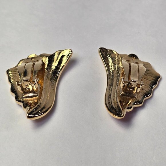Vintage Trifari Earrings Clip On Red Gold Tone Wings 80s Glam Fashion Retro - Picture 6 of 13